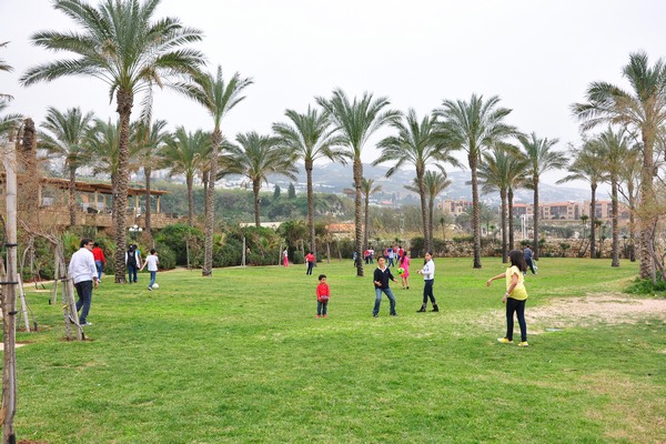 Easter Sunday At Edde Sands